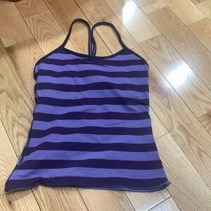 lululemon tank top with a built in sports bra xxs
